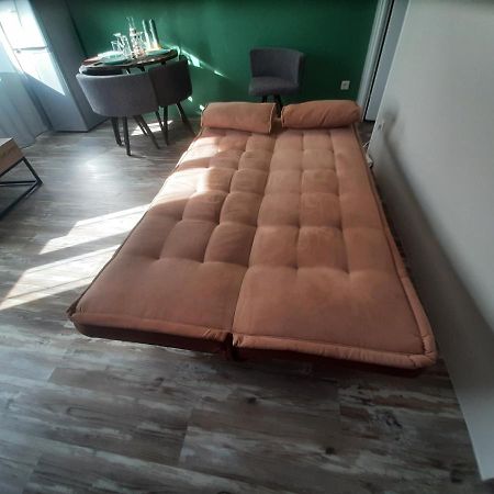 3 Apt T2 Cosy De 40 A 50 M2 Ideal Pour Un Deplacement Pro " Les Iris " บูร์ก-แซ็ง-ต็องเดอ็อล ภายนอก รูปภาพ