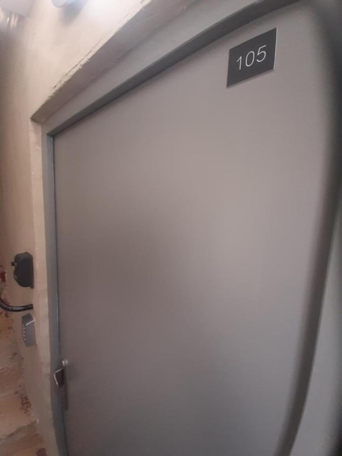 3 Apt T2 Cosy De 40 A 50 M2 Ideal Pour Un Deplacement Pro " Les Iris " บูร์ก-แซ็ง-ต็องเดอ็อล ภายนอก รูปภาพ
