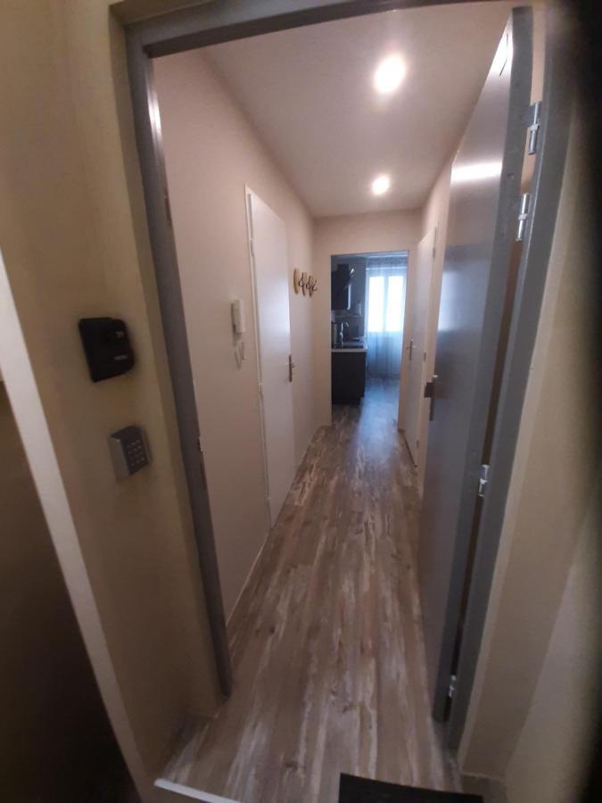 3 Apt T2 Cosy De 40 A 50 M2 Ideal Pour Un Deplacement Pro " Les Iris " บูร์ก-แซ็ง-ต็องเดอ็อล ภายนอก รูปภาพ