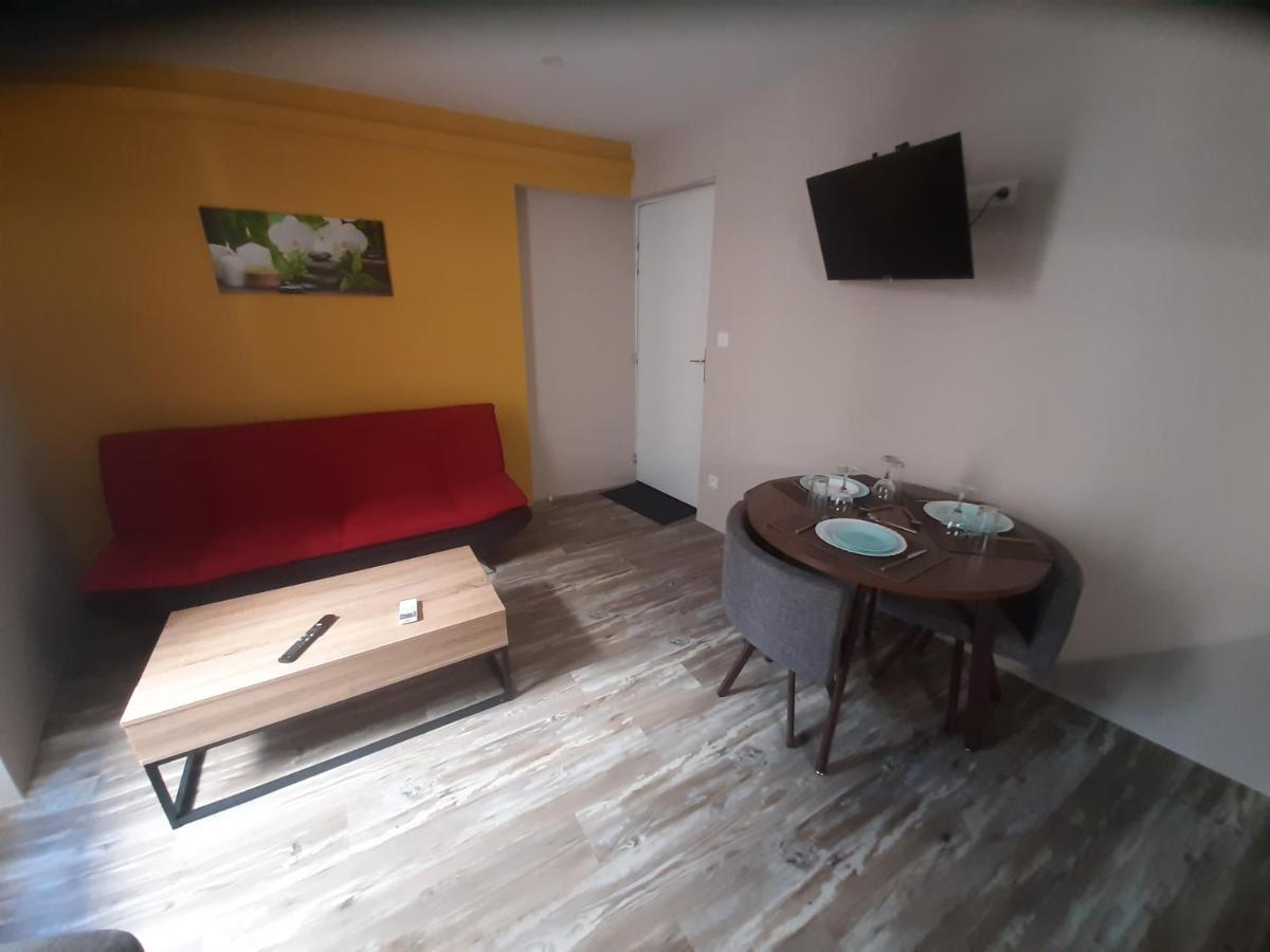 3 Apt T2 Cosy De 40 A 50 M2 Ideal Pour Un Deplacement Pro " Les Iris " บูร์ก-แซ็ง-ต็องเดอ็อล ภายนอก รูปภาพ