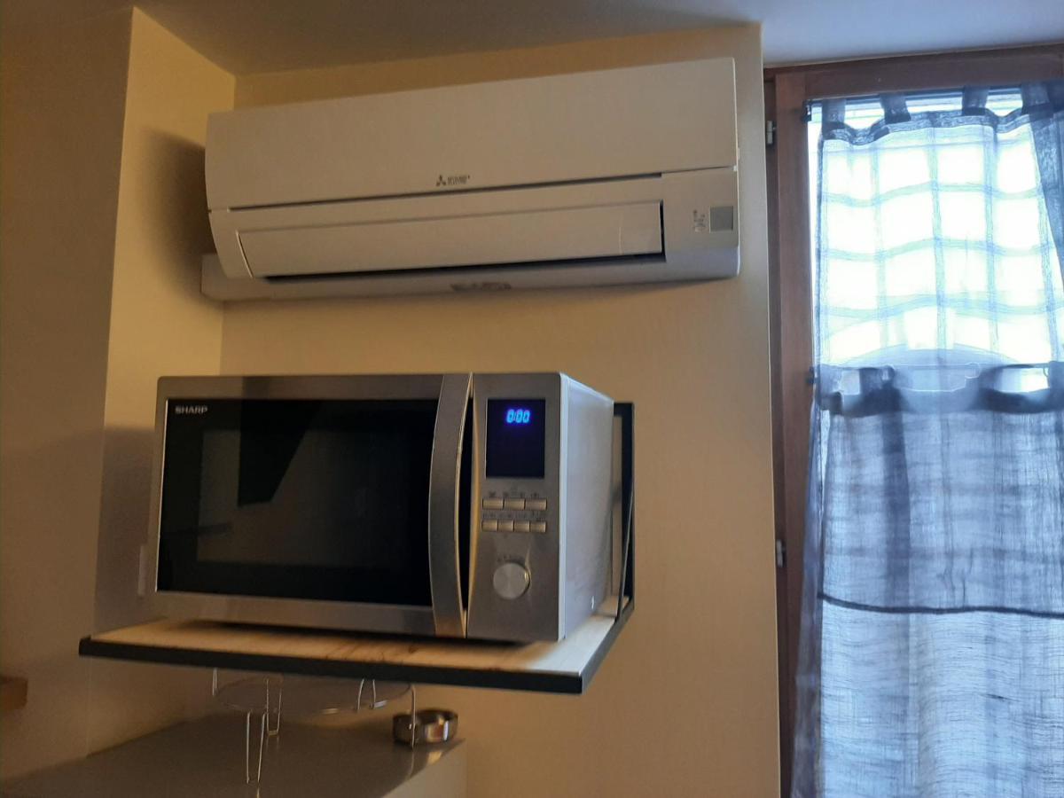 3 Apt T2 Cosy De 40 A 50 M2 Ideal Pour Un Deplacement Pro " Les Iris " บูร์ก-แซ็ง-ต็องเดอ็อล ภายนอก รูปภาพ