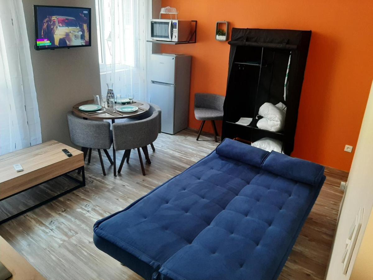 3 Apt T2 Cosy De 40 A 50 M2 Ideal Pour Un Deplacement Pro " Les Iris " บูร์ก-แซ็ง-ต็องเดอ็อล ภายนอก รูปภาพ