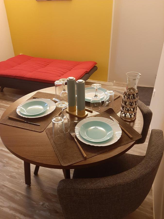 3 Apt T2 Cosy De 40 A 50 M2 Ideal Pour Un Deplacement Pro " Les Iris " บูร์ก-แซ็ง-ต็องเดอ็อล ภายนอก รูปภาพ