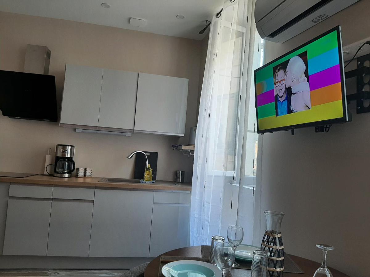 3 Apt T2 Cosy De 40 A 50 M2 Ideal Pour Un Deplacement Pro " Les Iris " บูร์ก-แซ็ง-ต็องเดอ็อล ภายนอก รูปภาพ