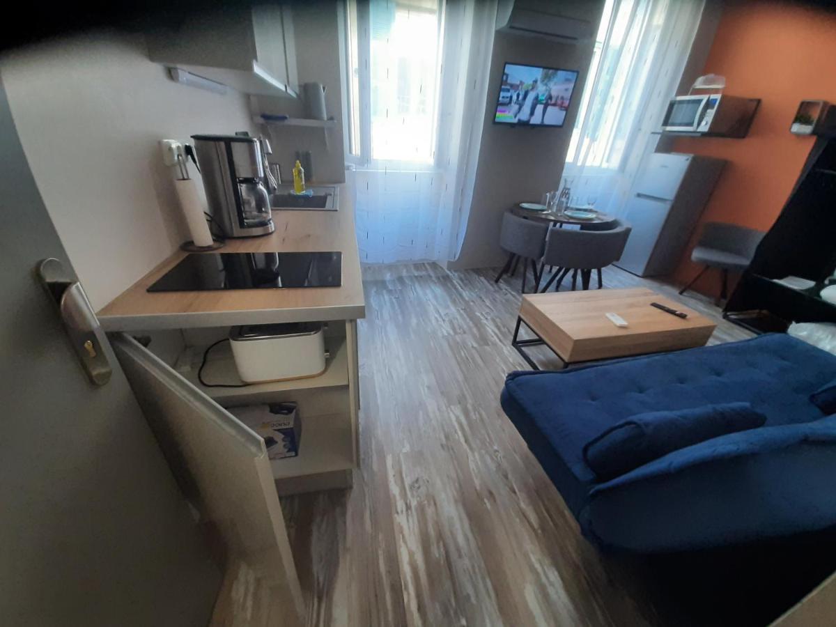 3 Apt T2 Cosy De 40 A 50 M2 Ideal Pour Un Deplacement Pro " Les Iris " บูร์ก-แซ็ง-ต็องเดอ็อล ภายนอก รูปภาพ